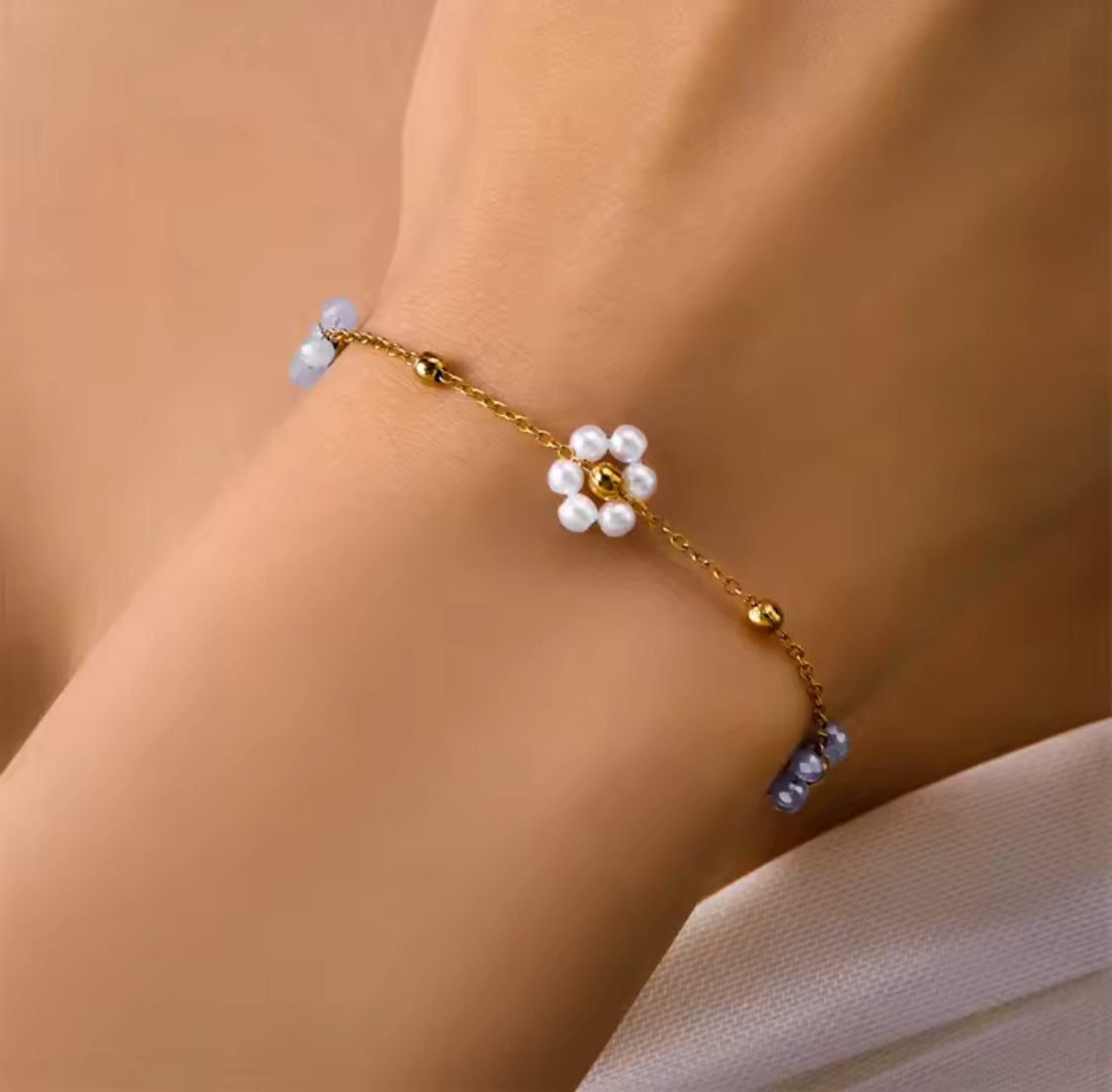 Loulu Flower & Pearl Beaded Bracelet