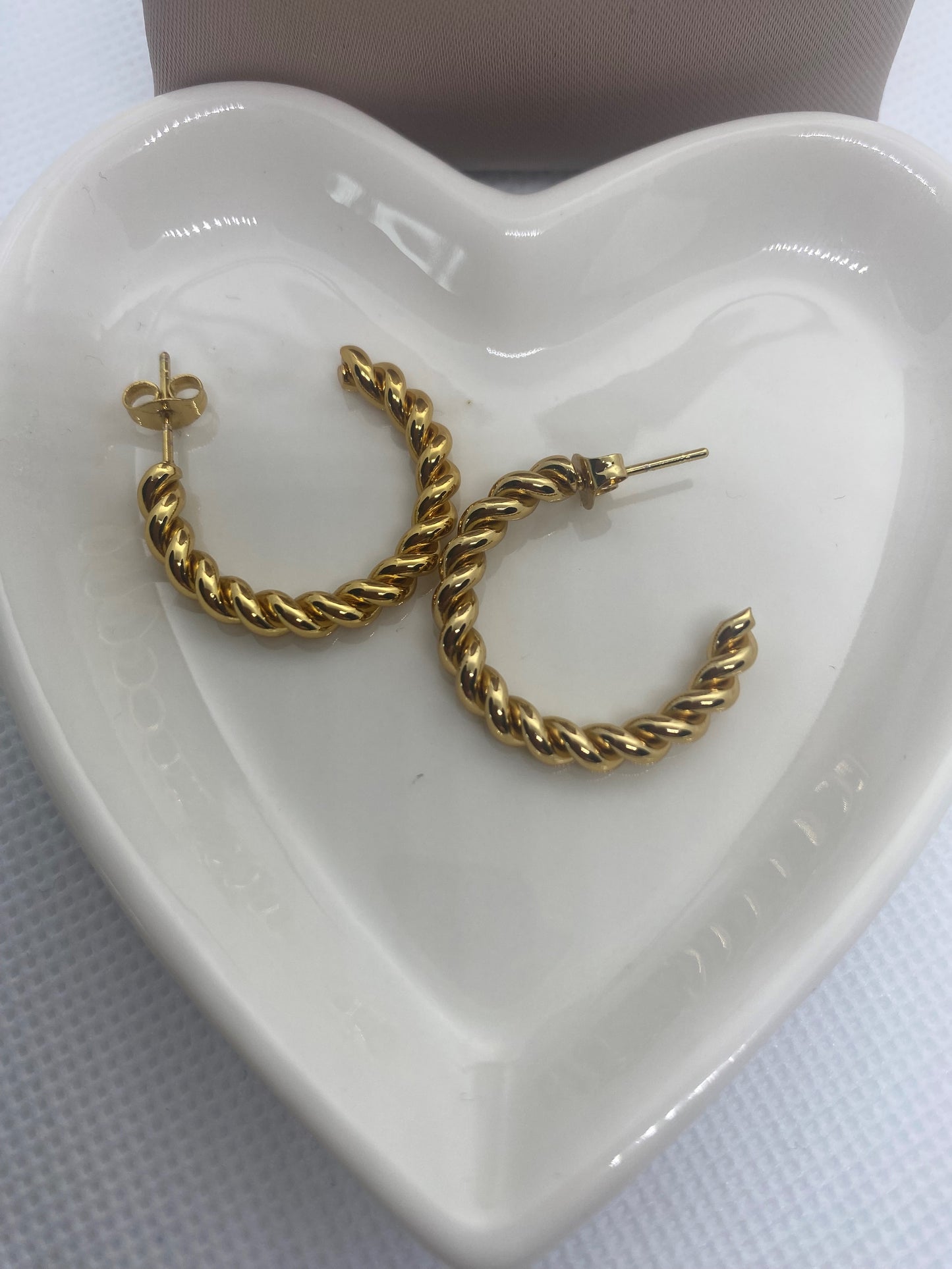 vintage twisted hoop Earings