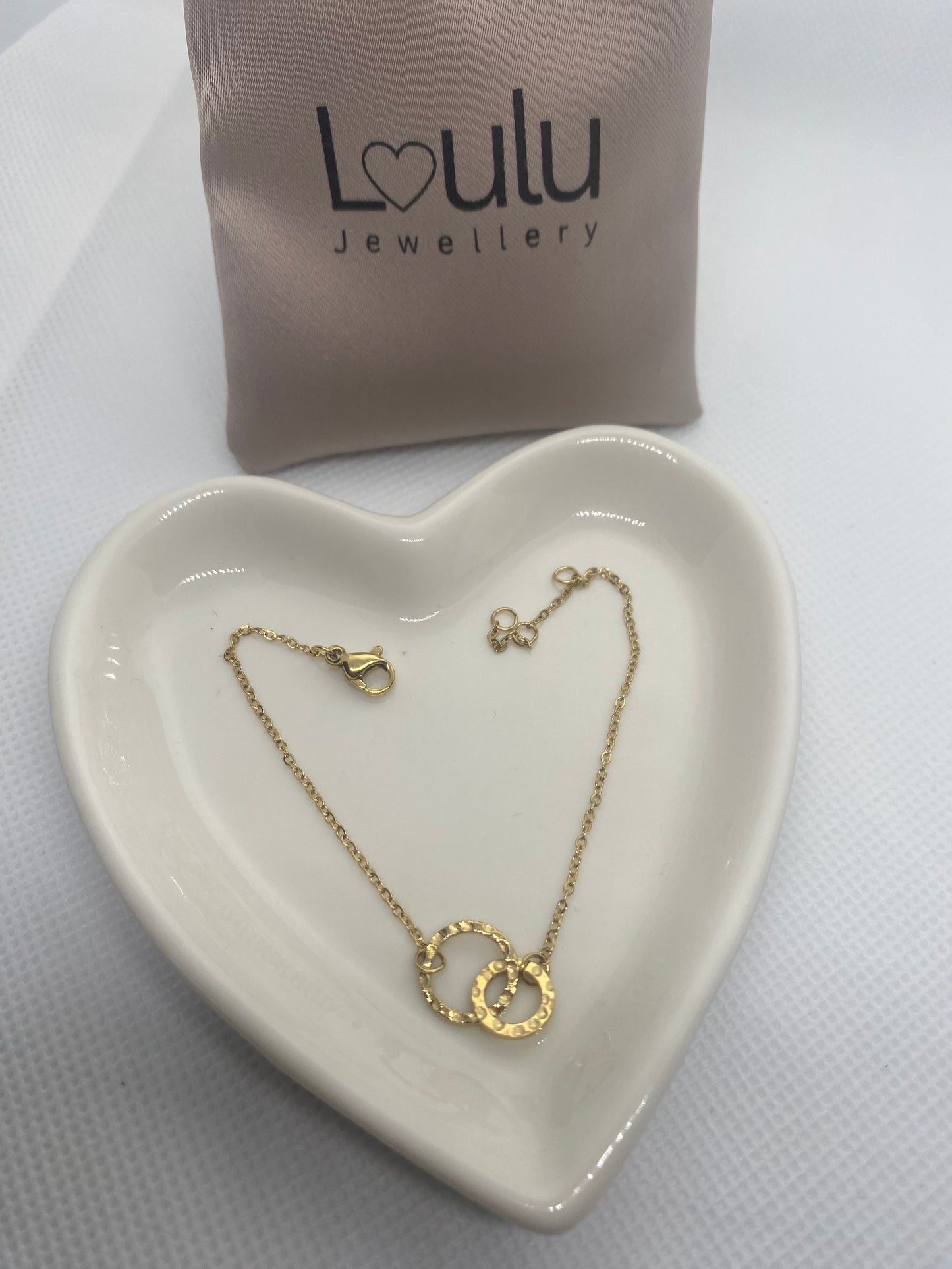 Loulu Circle Dainty Bracelet